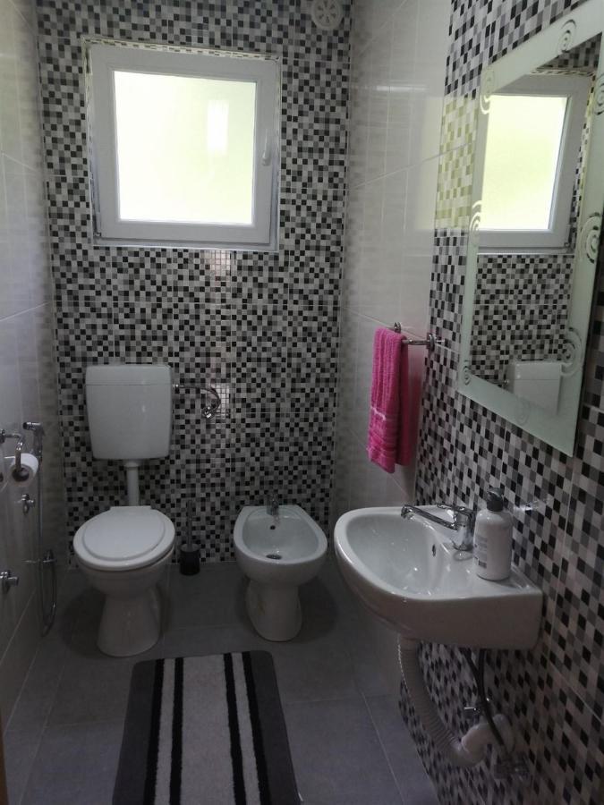 Vacation House Studenac Bihać Dış mekan fotoğraf