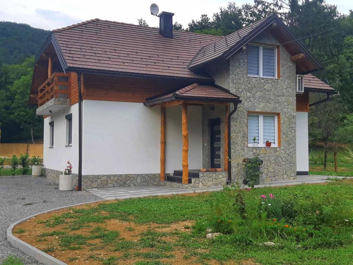 Vacation House Studenac Villa Bihać Dış mekan fotoğraf